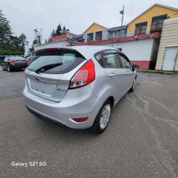 2016 Ford Fiesta S
