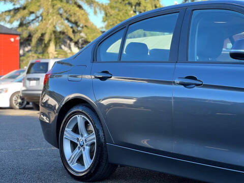 2014 BMW 3 Series 328i