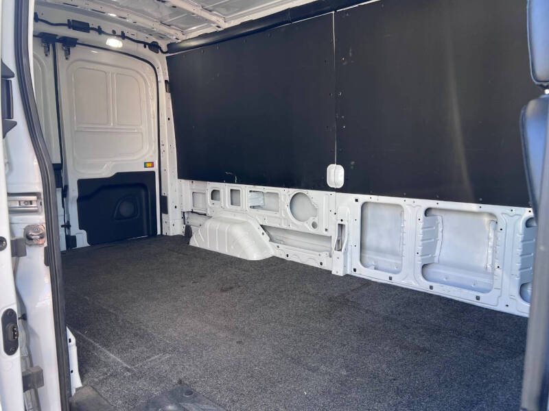 2021 Ford Transit 250