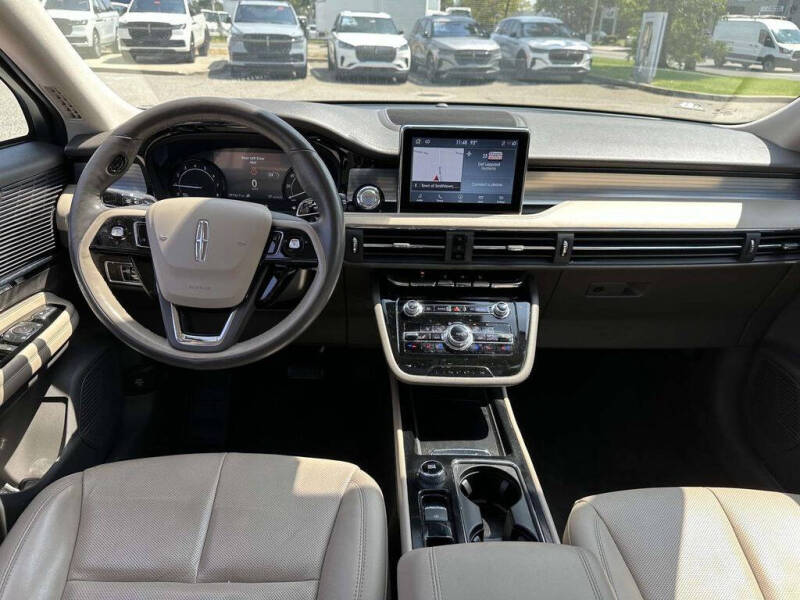 2022 Lincoln Corsair Standard