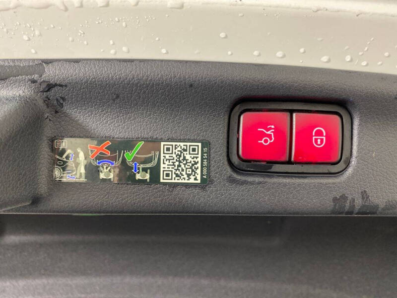 2022 Mercedes-Benz C-Class C 300