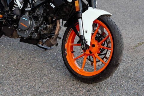 2021 KTM 200 Duke
