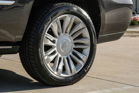 2016 Cadillac Escalade Platinum