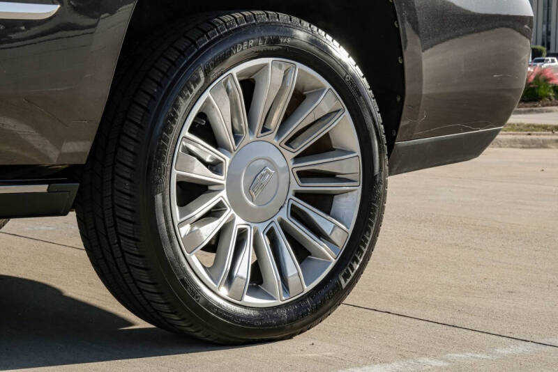 2016 Cadillac Escalade Platinum