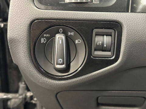 2017 Volkswagen Golf GTI S