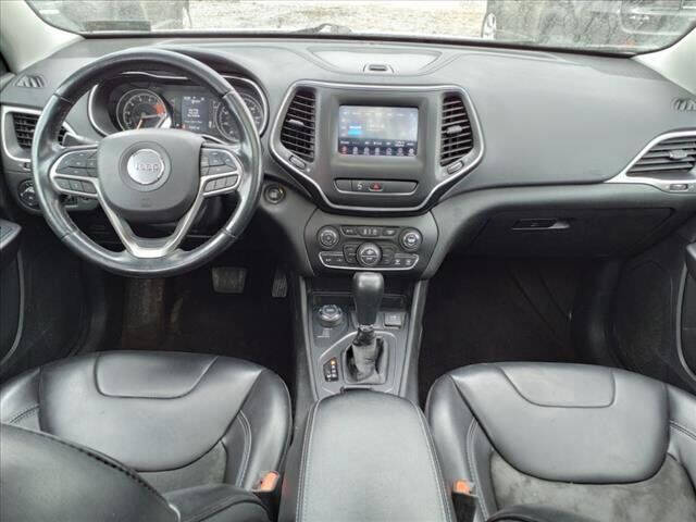 2019 Jeep Cherokee Latitude Plus