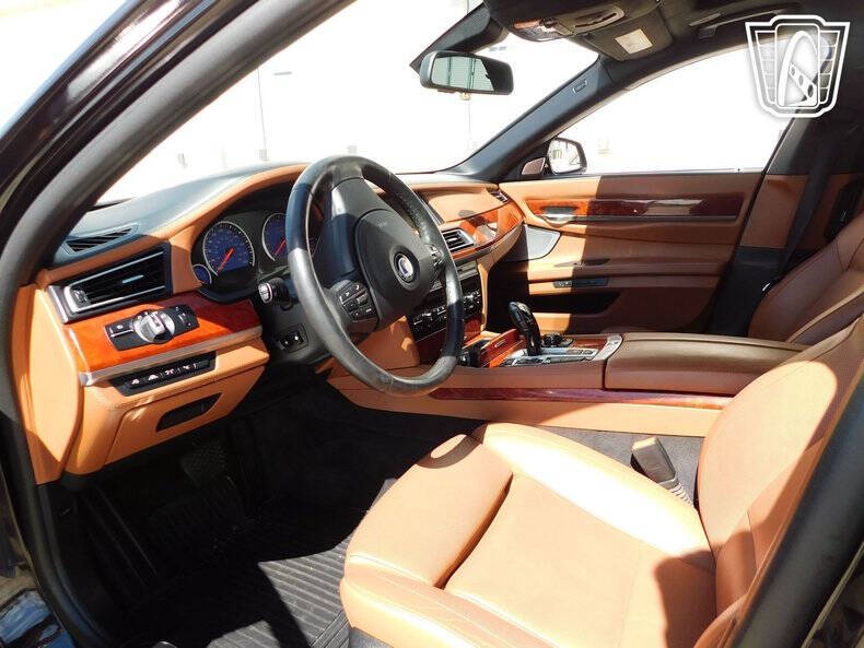 2013 BMW 7 Series