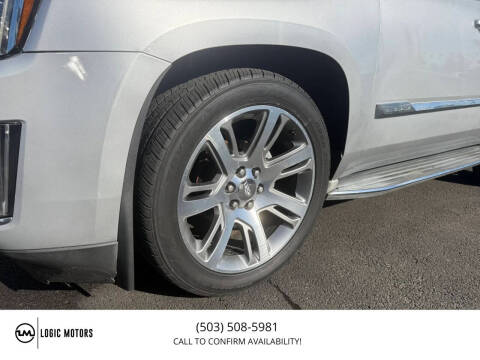 2015 Cadillac Escalade Luxury