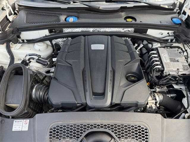 2020 Porsche Macan S