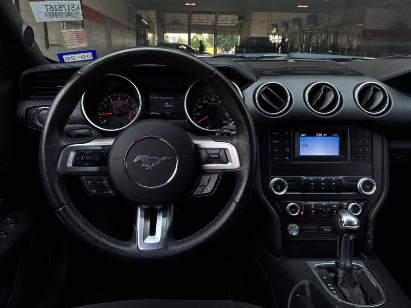 2019 Ford Mustang EcoBoost