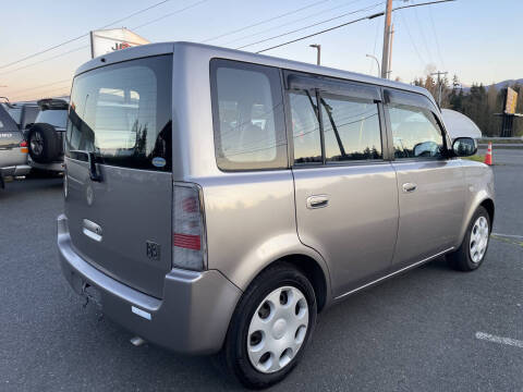 2000 Toyota BB