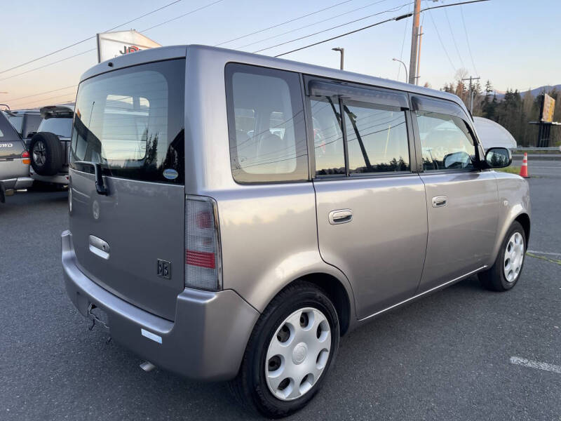 2000 Toyota BB