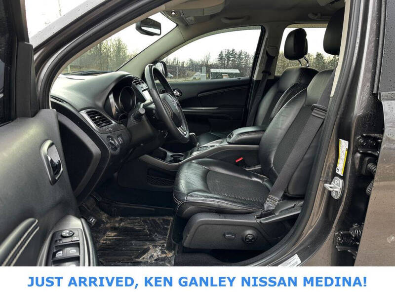 2016 Dodge Journey Crossroad