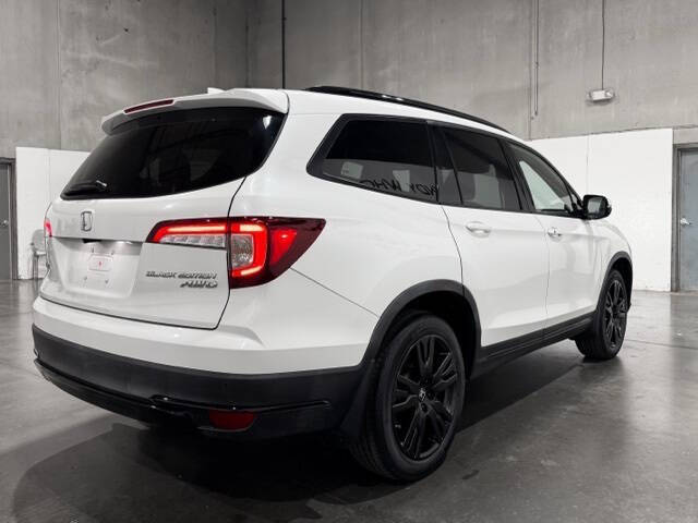 2022 Honda Pilot Black Edition