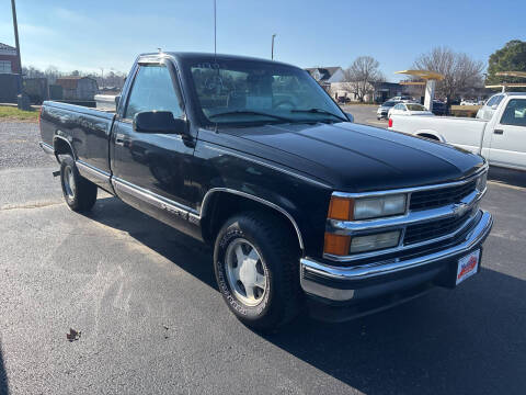 1998 Chevrolet C/K 1500 Series for sale at McCully's Automotive - Under $10,000 in Benton KY