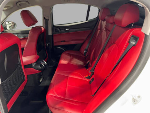 2020 Alfa Romeo Stelvio Sport