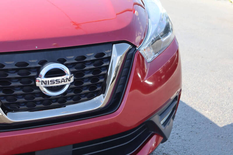 2020 Nissan Kicks SR