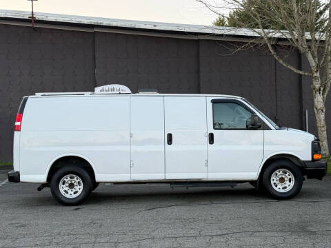2016 GMC Savana 2500