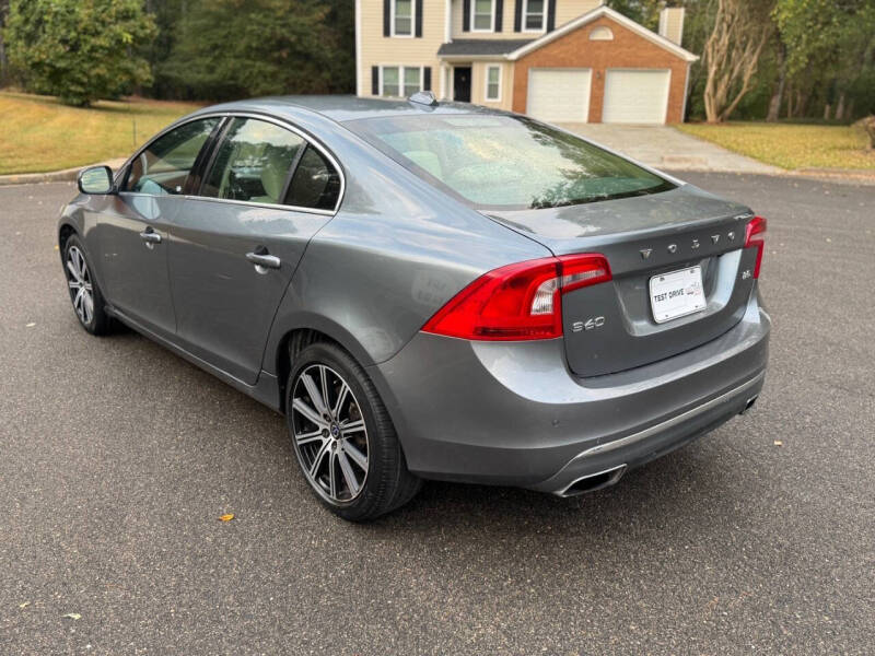 2018 Volvo S60 T5 Inscription Platinum
