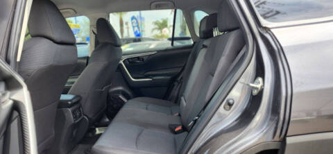 2022 Toyota RAV4 Hybrid LE