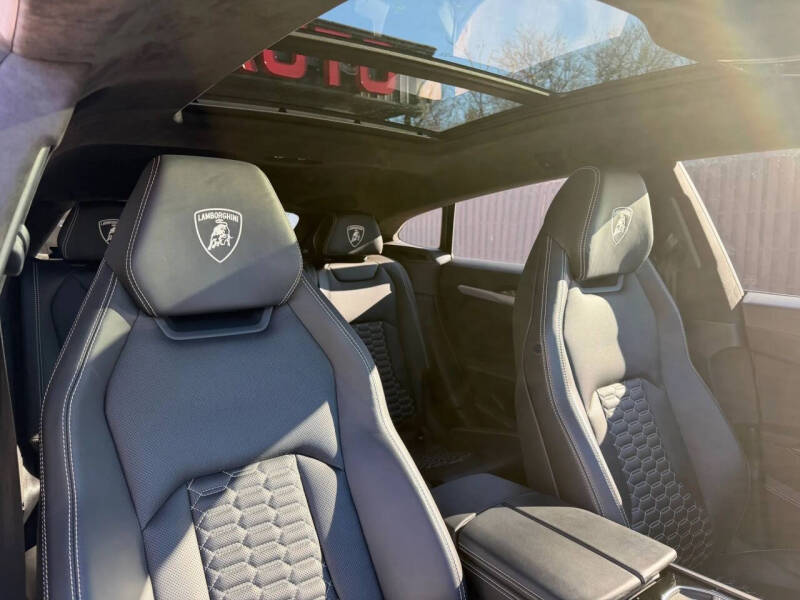 2020 Lamborghini Urus