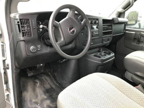 2017 GMC Savana 2500