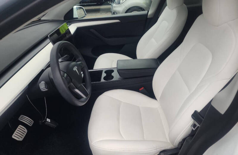 2023 Tesla Model Y Performance