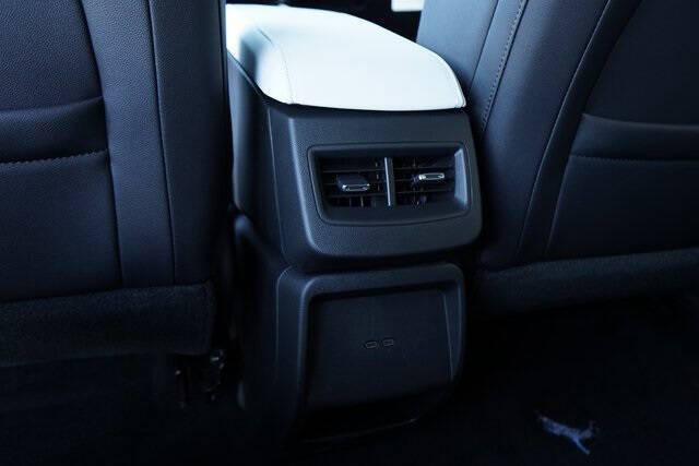 2025 Chevrolet Equinox EV LT 2