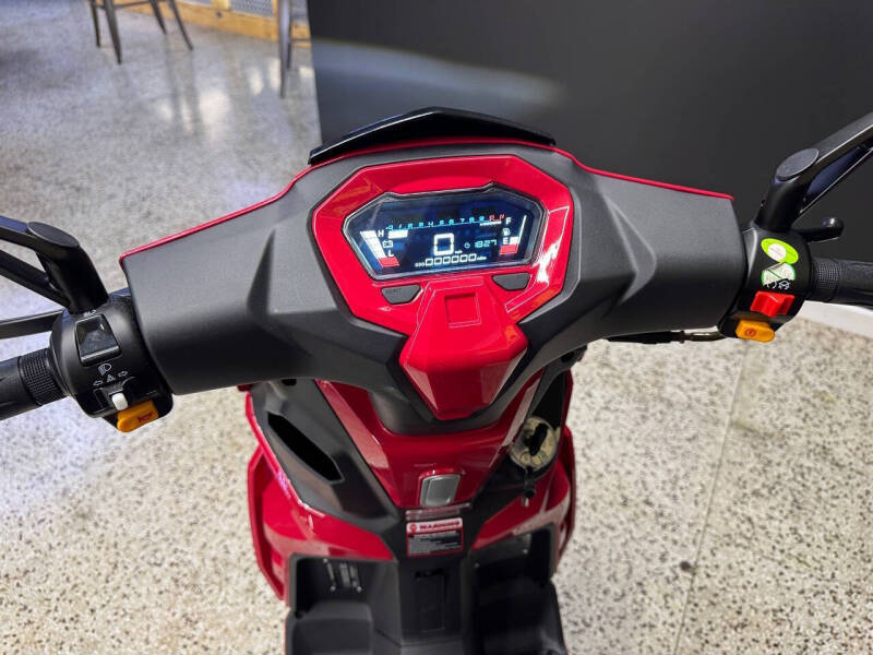 2026 Ascend R9