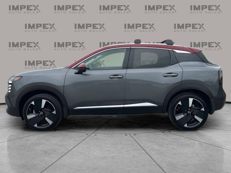 2025 Nissan Kicks SR