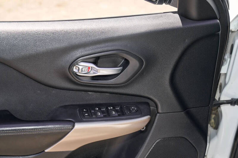 2017 Jeep Cherokee