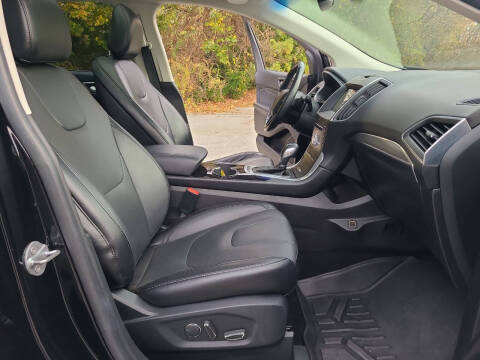 2017 Ford Edge Titanium