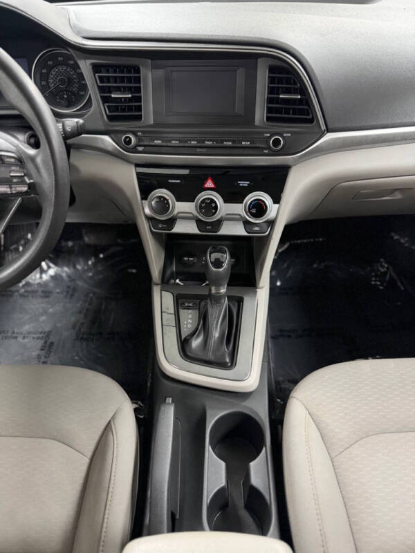 2019 Hyundai Elantra