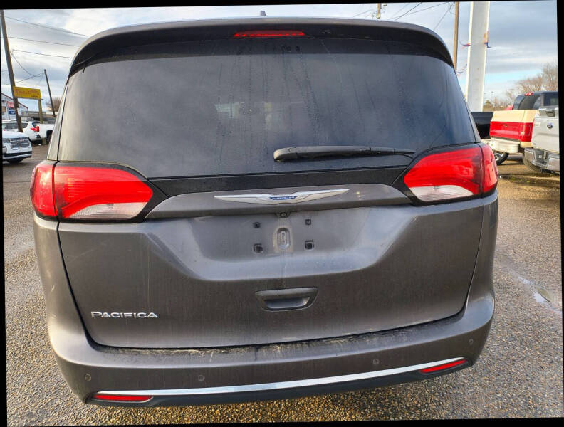 2018 Chrysler Pacifica Touring L