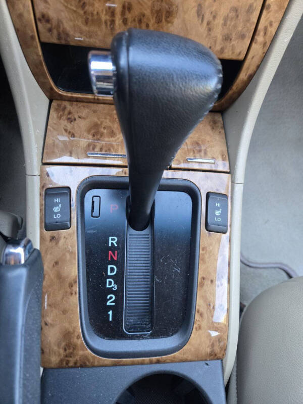 2005 Honda Accord Hybrid w/Navi