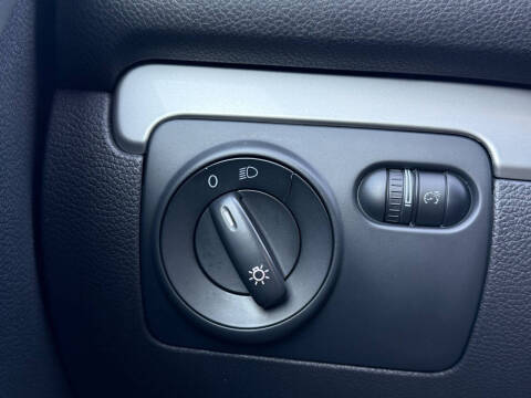 2012 Volkswagen Golf 2.5L PZEV