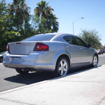 2013 Dodge Avenger SE