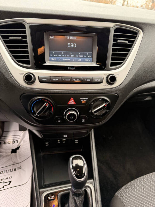 2020 Hyundai Accent SE