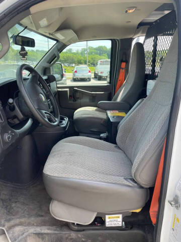 2019 Chevrolet Express 2500
