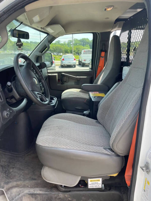 2019 Chevrolet Express 2500