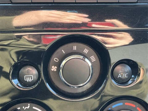 2017 Nissan Versa 1.6 SV