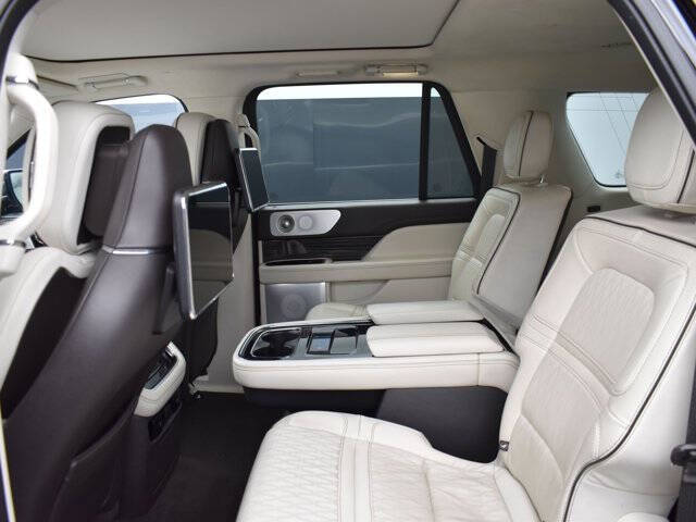 2023 Lincoln Navigator L Black Label