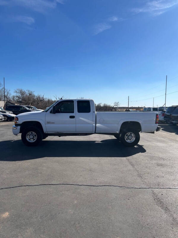 2006 GMC Sierra 3500's photo