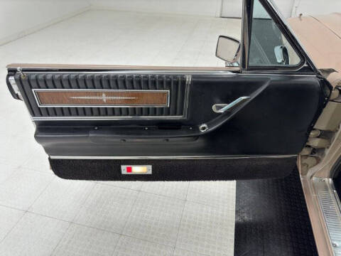 1966 Ford Thunderbird