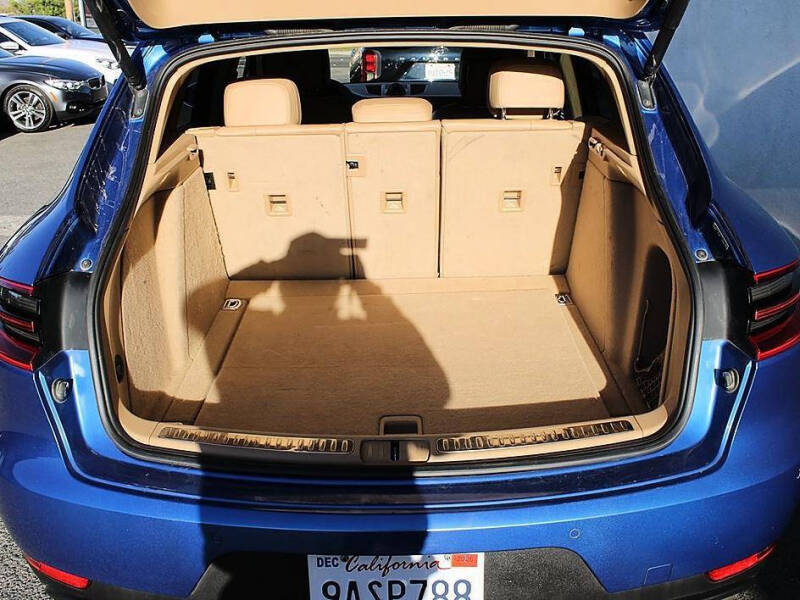 2016 Porsche Macan S