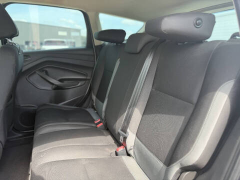 2016 Ford Escape S