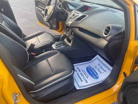 2011 Ford Fiesta SES