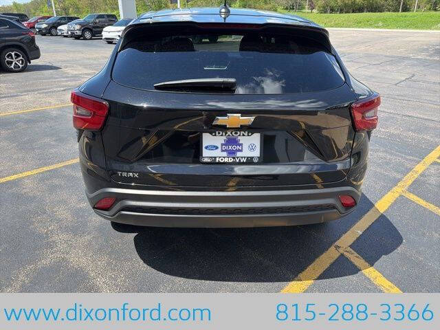 2024 Chevrolet Trax LS