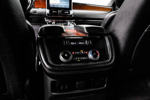 2019 Lincoln Navigator Select