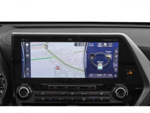 2022 Toyota Highlander Hybrid Platinum